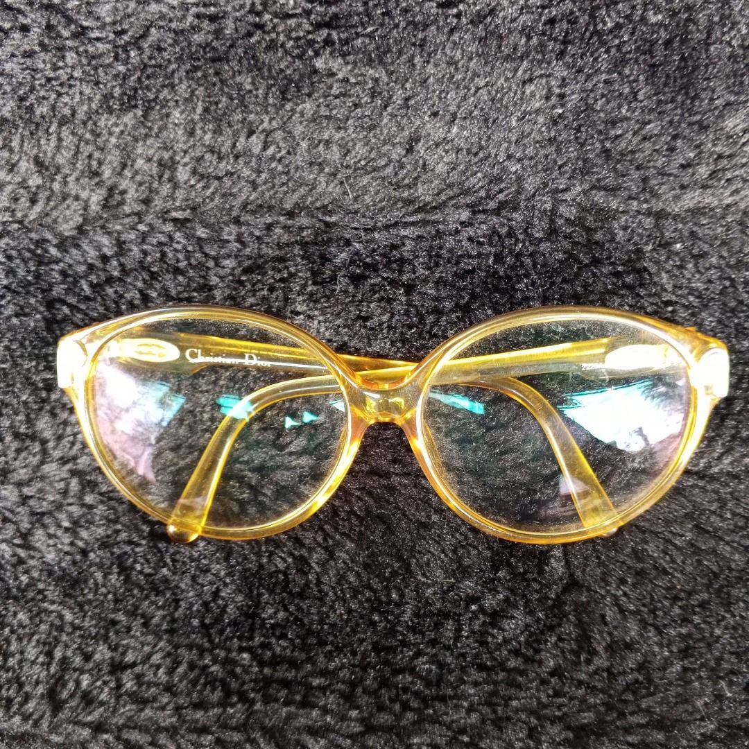 70's Dior 2220A Optyl Glasses (Category: Sunglasses & Eyewear) located in Baler. Submitted by garmz.dealahhh (Listing ID 1438654198, Image 3). Description: in excellent condition lens width 53mm bridge width 13mm graded lenses.