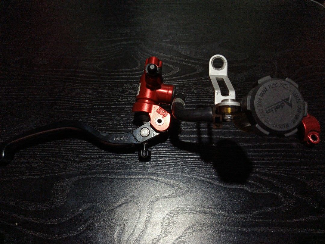 Adelin Motorcycle Brake Master Cylinder (Category: Other Motorcycles Parts and Accessories) located in Rizal. Submitted by goodkidcarmsfts (Listing ID 1438603464, Image 3). Description: GOOD CONDI! SEE DETAILS SA PICTURE. HONEST ISSUE: KATITING NA SCRATCHES LANG. DM LANG KAYO SA PRICE ANTIPOLO LOCATION .