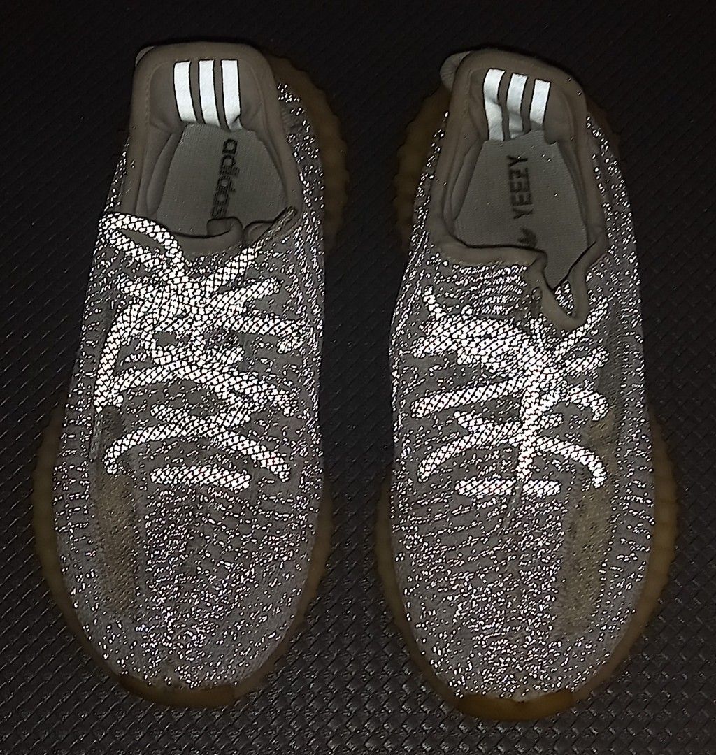 Adidas Yeezy Boost 350 V2 Static Size US 4.5 (Category: Sneakers) located in Cagayan de Oro. Submitted by edwardryan01984 (Listing ID 1438511872, Image 2). Description: - Adidas Yeezy Boost 350 V2 Static - Size: US 4.5, UK 4, FR 36 2/3, JP 225, CHN 225 - Reflective laces - Grey Primeknit upper - Gum-colored soles with "BOOST" branding - Adidas and Yeezy branding on insole.