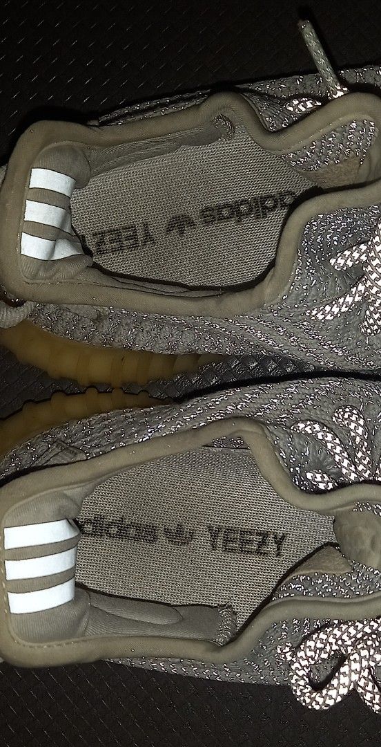 Adidas Yeezy Boost 350 V2 Static Size US 4.5 (Category: Sneakers) located in Cagayan de Oro. Submitted by edwardryan01984 (Listing ID 1438511872, Image 3). Description: - Adidas Yeezy Boost 350 V2 Static - Size: US 4.5, UK 4, FR 36 2/3, JP 225, CHN 225 - Reflective laces - Grey Primeknit upper - Gum-colored soles with "BOOST" branding - Adidas and Yeezy branding on insole.