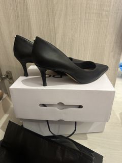 (Category: ) located in . Submitted by withlovecollections (Listing ID 1438594918, Image 1). Description: .