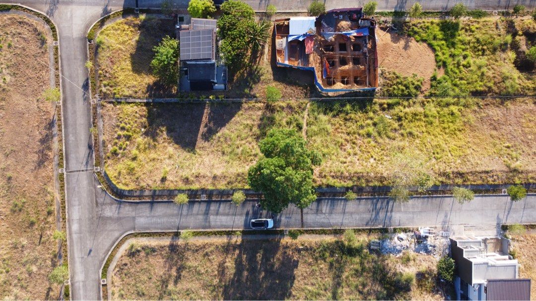 Amiya Raya Lot (Category: Lot) located in Manila. Submitted by prelovedbyandss (Listing ID 1438534049, Image 2). Description: 150 sqm Elevated Lot with unobstructed view Message if interested for further inquiries.