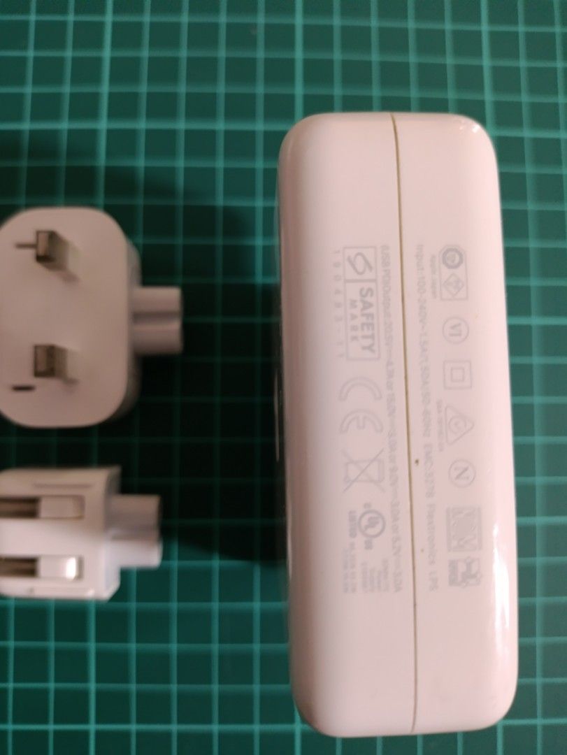 Apple 96W MagSafe Power Adapter USB C457619323749017601