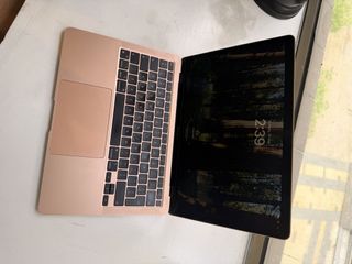 Apple MacBook Air462748724002170880