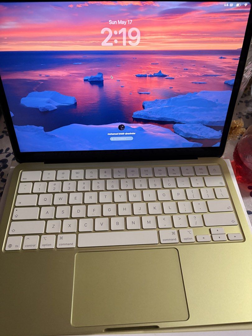 Apple MacBook Neo457819143789629440