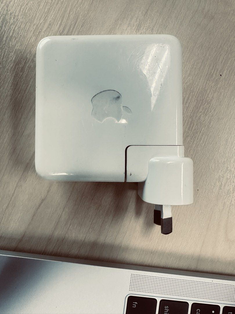 Apple Macbook Pro - 13 inch457598942903029761