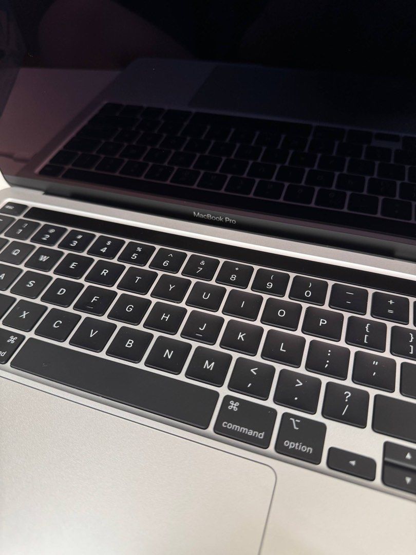 Apple MacBook Pro M2 2022 13”- Silver457918963767715844