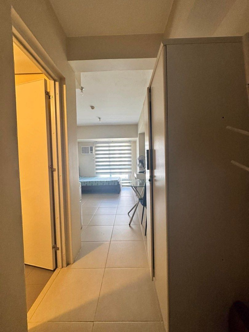 Avida Towers Asten studio unit for rent (Category: Apartments & Condos) located in Makati City. Submitted by avida_land (Listing ID 1438586222, Image 2). Description: 𝐅𝐎𝐑 𝐑𝐄𝐍𝐓: STUDIO UNIT | SEMI FURNISHED 📍ASTEN MAKATI TOWER 2 📍Yakal & Malugay St., San Antonio Makati 𝐑𝐄𝐍𝐓𝐀𝐋 𝐏𝐑𝐈𝐂𝐄: 18,000/ Month - Inclusive of Dues 𝐓𝐄𝐑𝐌𝐒: - 2 Months Deposit - 1 Month Advance - 1 year Minimum Lease - PDC - Allowed 1-2 pax only.
