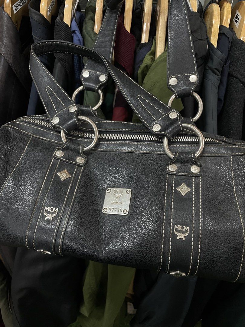 BAGS (Category: Luxury Bags & Wallets) located in Baguio. Submitted by singlestitchbc (Listing ID 1438609285, Image 3). Description: Mcm Bag.