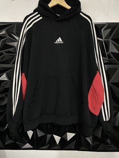 (Category: ) located in . Submitted by balenciaga_apparel01 (Listing ID 1438509103, Image 1). Description: .