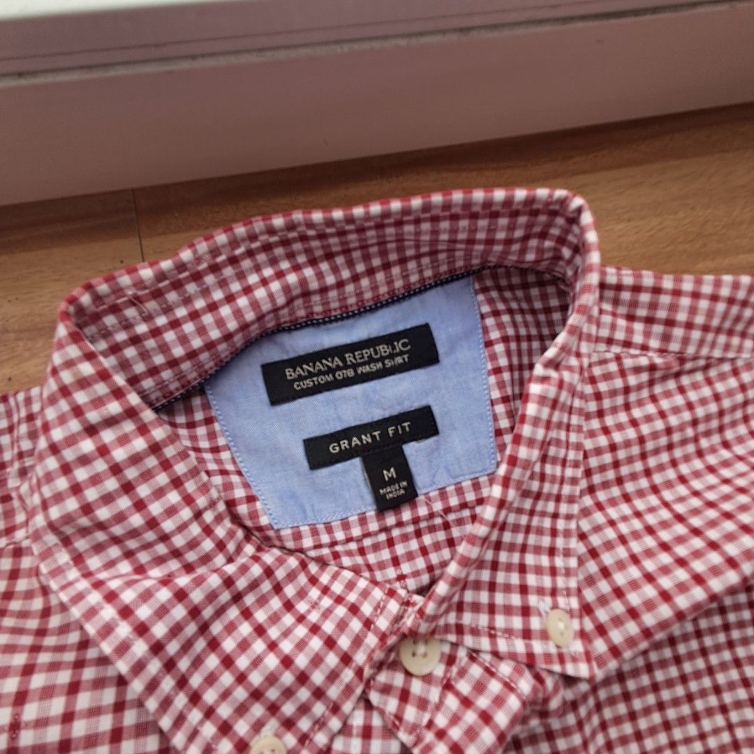 Banana Republic long-sleeve button-down shirt (Category: Tshirts & Polo Shirts ) located in Digos. Submitted by richcaliforniaclothingstore (Listing ID 1438583499, Image 3). Description: ☆Color may vary due to lighting. Size: Medium on tag (length 30inches|Width 20inches Has yellow stain see last pic po, Pls manage ur expectations this is not bnew. OPEN FOR LAY AWAY PM FOR MORE INFO..