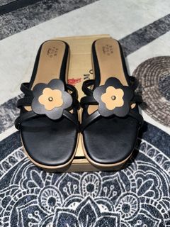 (Category: ) located in . Submitted by suzannahraziq (Listing ID 1438567869, Image 1). Description: .