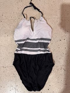 (Category: ) located in . Submitted by 1stuffshop (Listing ID 1438512353, Image 1). Description: .