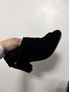 (Category: ) located in . Submitted by iamdhana (Listing ID 1438546108, Image 1). Description: .