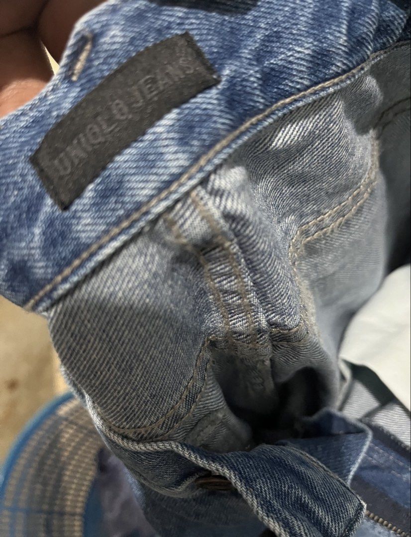 Bootcut jeans (Category: Jeans) located in Rizal. Submitted by tanielleee (Listing ID 1430146469, Image 2). Description: Never worn, good as new legit sizes: 26 Retails for 1,990 but selling for 999 Wag na mambarat please jusme rfs: wrong size!.