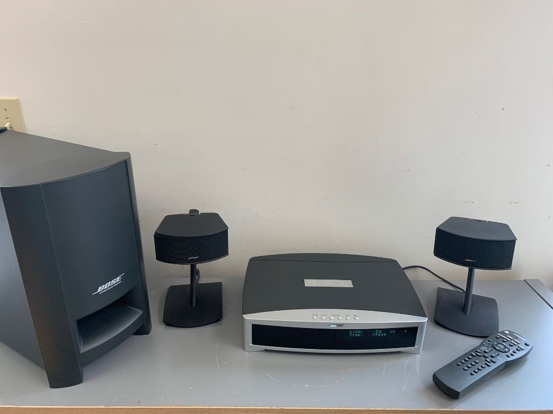 Bose Home Theater System (Category: Soundbars, Speakers & Amplifiers) located in Caloocan City. Submitted by gentlecloud.7571d6 (Listing ID 1438643740, Image 1). Description: Ang Bose 3-2-1 Series II Media Center ay bahagi ng Bose 2.1 home theater system na may built-in DVD/CD player at Acoustimass bass module..