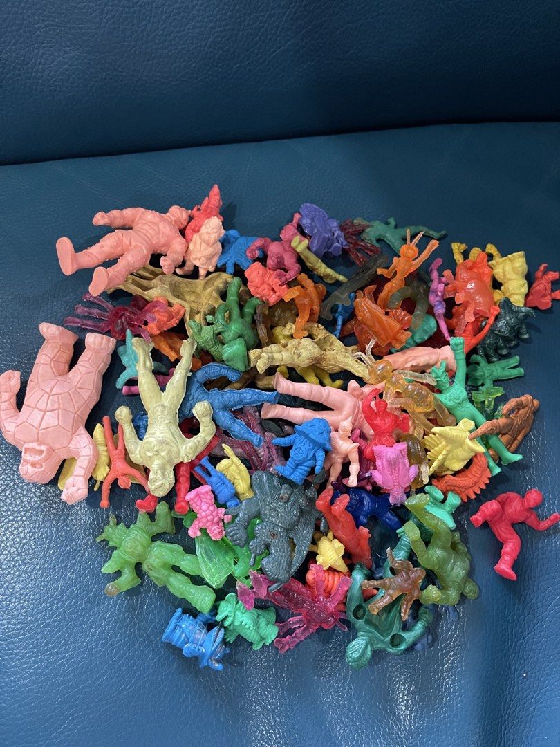 Bundle Tanching Tansing vintage toys collectibles (Category: Vintage Collectibles) located in Manila. Submitted by pamanna (Listing ID 1438589409, Image 1). Description: Bundle tanching tansing 88pcs 1200 only Kamias qc Lalamove/grab only.