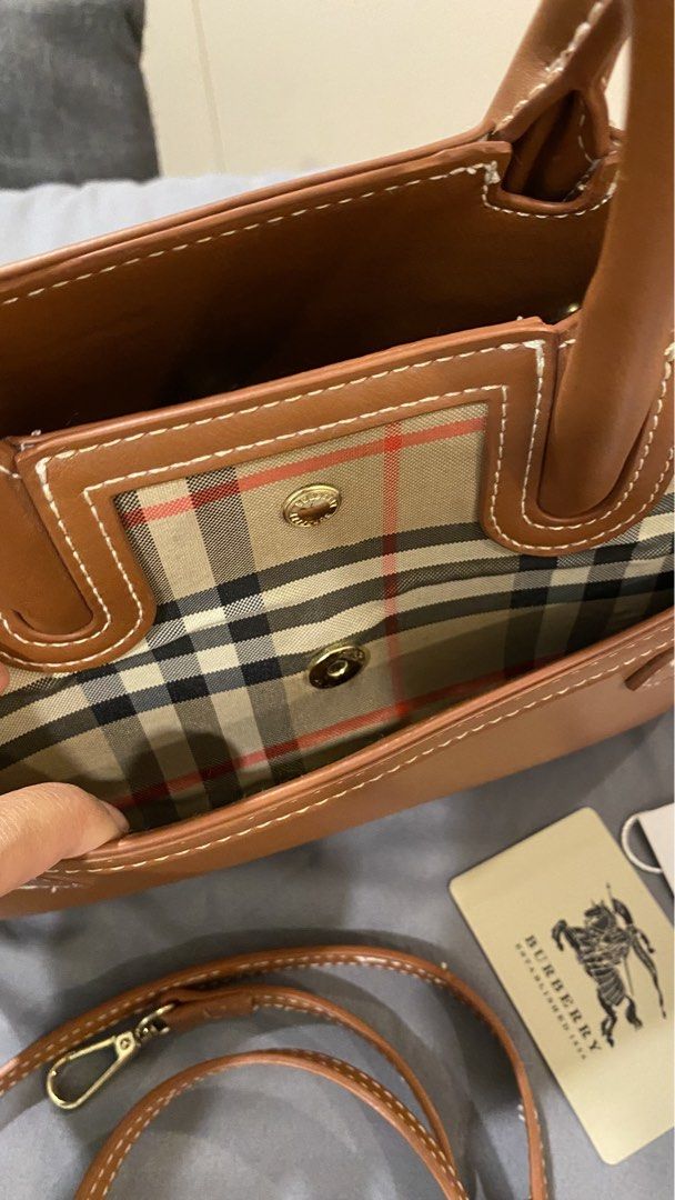Burberry Mini Handbag with Shoulder Strap (Category: Luxury Bags & Wallets) located in Cavite. Submitted by fantastikpinay (Listing ID 1438631177, Image 3). Description: -decluttering -pre-owned -can send more pics sa dm -nego -mop gotyme/maribank/maya -mod jnt/lalamove or meetup within imus/bacoor RFS- need funds.