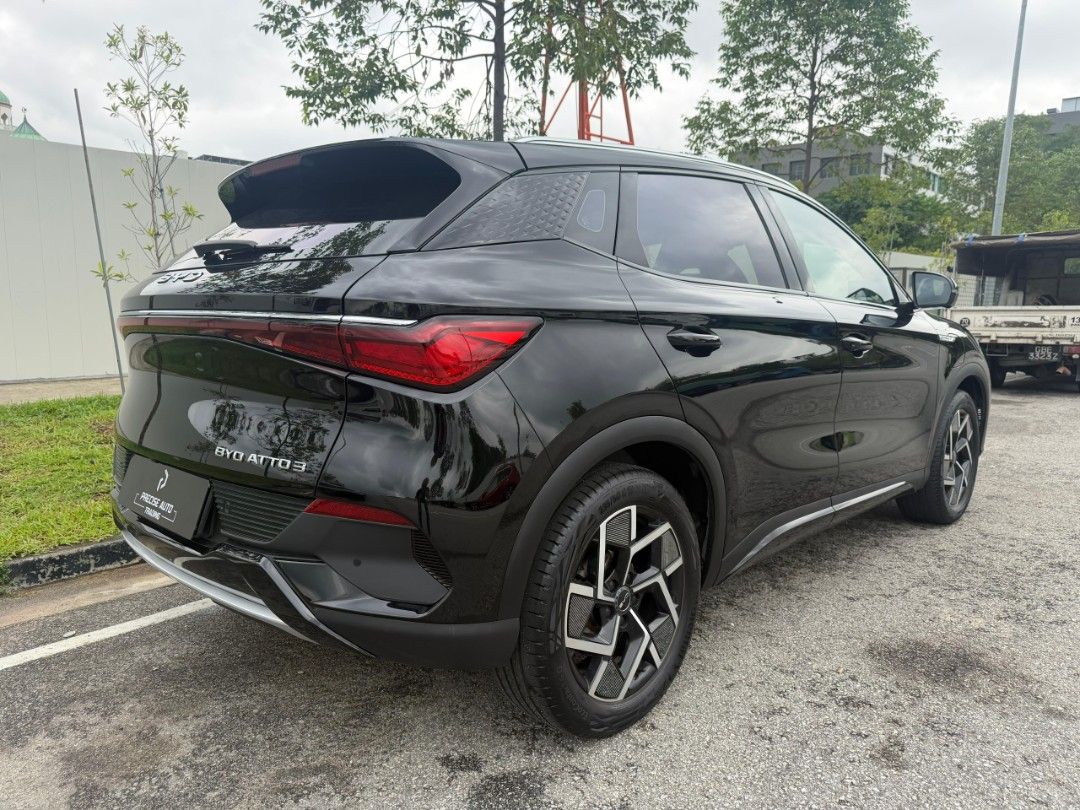 BYD Atto 3 Electric [150kW] 60.5 kWh (A) (Category: Used Cars) located in Singapore. Submitted by preciseauto (Listing ID 1438650992, Image 3). Description: 🔥🔥BOSS SAY ALL MUST GO CLEARANCE SALE🔥🔥 🚨CHEAPEST CARS IN THE MARKET🚨 🚘$500 DRIVEAWAY🚘 🏦LOWEST INTEREST FROM 1.48%🏦 🟢1 YEAR WARRANTY🟢 🔧FREE 1 YEAR SERVICING🔧 🏬 Vehicle 120 Points INSPECTION CHECK By In House Workshop BEFORE we put them for SALE 🚕 PHV Drivers Welcomed 🔁 High T