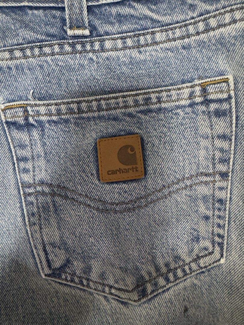Carhartt Relaxed Fit Jeans (Category: Jeans) located in Bulacan. Submitted by curtscrew (Listing ID 1438673629, Image 3). Description: - Carhartt relaxed fit jeans - Light blue color - Size: 40x36 - Features: - Button and zipper closure - Two front pockets - Two back pockets - Small pocket on the right side - Carhartt logo on back pocket - Material: 100% cotton.