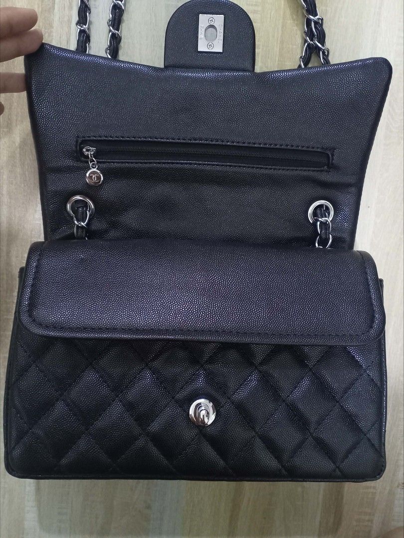 Channel Japan🎌 (Category: Luxury Bags & Wallets) located in Manila. Submitted by michasi (Listing ID 1438524414, Image 2). Description: Channel Japan Microchip Hologram 100 % Caviar Leather.