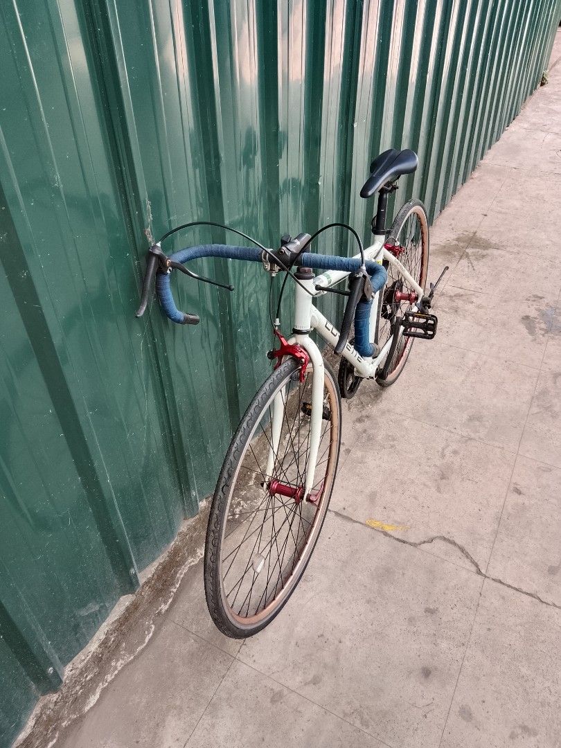 Chevrolet Corvette Road Bike (Category: Bicycles) located in Manila. Submitted by arn_thrifts (Listing ID 1438523052, Image 1). Description: CHEVROLET CORVETTE ROAD BIKE JAPAN MADE 10K+SF ANTIPOLO CITY.