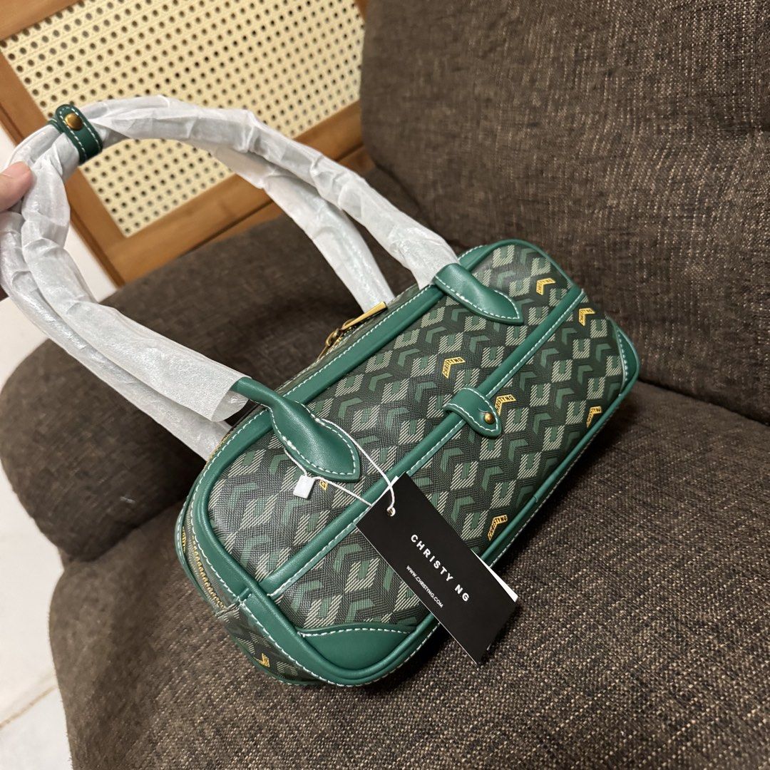 Christy Ng Marcelo Shoulder Bag (2nd edition) (Category: Shoulder Bags) located in Bulacan. Submitted by mykakarizza (Listing ID 1438655180, Image 2). Description: STOCKS ARE HERE NA!!! 😍₱850 only!! Christy Ng Marcelo Shoulder Bag (2nd edition) 25cm (L) x 6.5cm (W) x 13cm (H) Add paperbag 100 📸 Actual pics! 🙋🏻‍♀️ ─── ✦ ─── ✦ ─── ✦ ─── ✦ ─── 🛍️ LOOKING FOR MORE RESELLERS 🛍️ ✨ Buy 3 pcs of ANY items — FREE SHIPPING NA!🚚 ✨ Buy 10 items → FREE