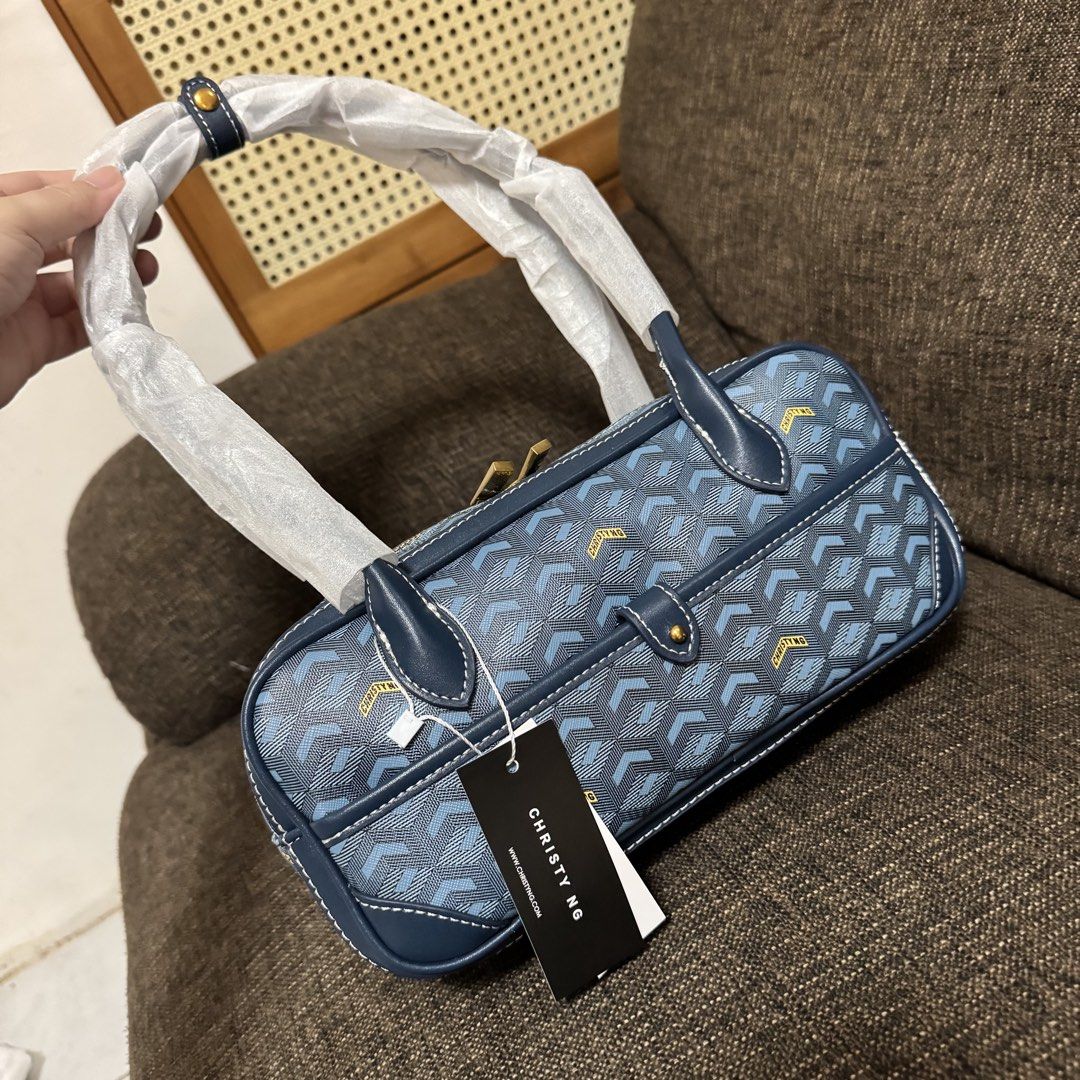 Christy Ng Marcelo Shoulder Bag (2nd edition) (Category: Shoulder Bags) located in Bulacan. Submitted by mykakarizza (Listing ID 1438685008, Image 2). Description: ONHAND 😍₱850 only!! Christy Ng Marcelo Shoulder Bag (2nd edition) 25cm (L) x 6.5cm (W) x 13cm (H) Add paperbag 100 📸 Actual pics! 🙋🏻‍♀️ ─── ✦ ─── ✦ ─── ✦ ─── ✦ ─── 🛍️ LOOKING FOR MORE RESELLERS 🛍️ ✨ Buy 3 pcs of ANY items — FREE SHIPPING NA!🚚 ✨ Buy 10 items → FREE SF + ₱50 OFF E