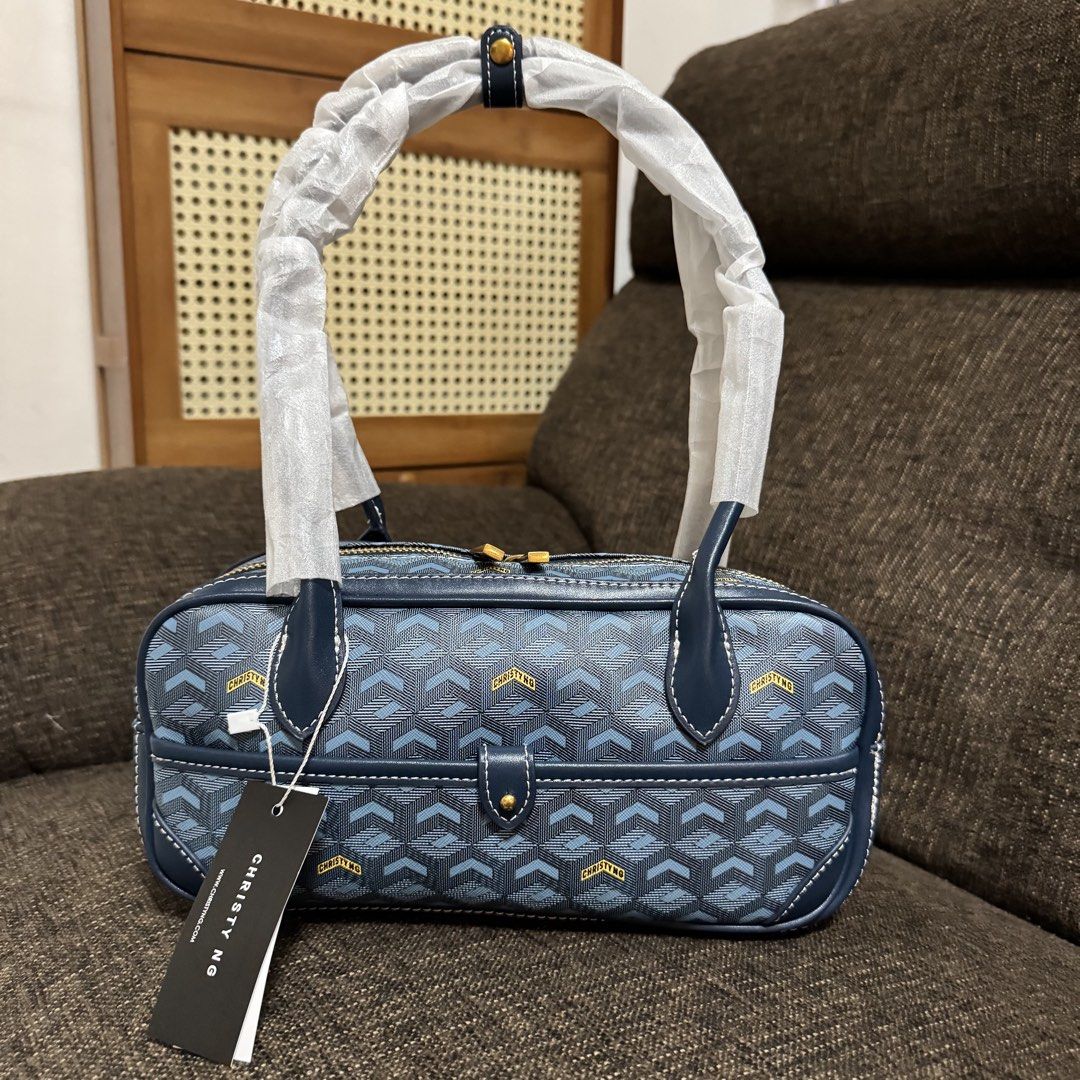 Christy Ng Marcelo Shoulder Bag (2nd edition) (Category: Shoulder Bags) located in Bulacan. Submitted by mykakarizza (Listing ID 1438685008, Image 1). Description: ONHAND 😍₱850 only!! Christy Ng Marcelo Shoulder Bag (2nd edition) 25cm (L) x 6.5cm (W) x 13cm (H) Add paperbag 100 📸 Actual pics! 🙋🏻‍♀️ ─── ✦ ─── ✦ ─── ✦ ─── ✦ ─── 🛍️ LOOKING FOR MORE RESELLERS 🛍️ ✨ Buy 3 pcs of ANY items — FREE SHIPPING NA!🚚 ✨ Buy 10 items → FREE SF + ₱50 OFF E