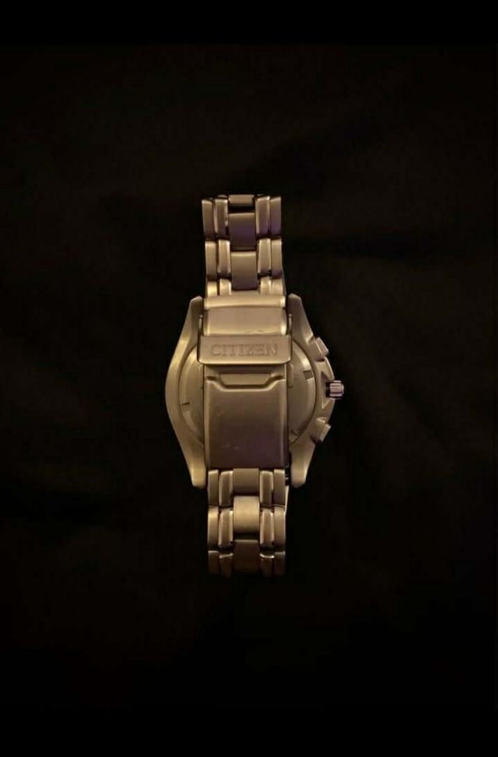 Citizen Eco-Drive Titanium Chronograph AT0410-53E (Category: Luxury Watches) located in Caloocan City. Submitted by decs12 (Listing ID 1438611022, Image 3). Description: Model Number: AT0410-53E • Case & Band: Titanium (≈40% lighter, 5x harder than stainless steel) • Movement: Eco-Drive (solar-powered, no regular battery needed) • Water Resistance: 200 meters (suitable for swimming & snorkeling) Functions • Chronograph (up to 60 minutes, 1-second