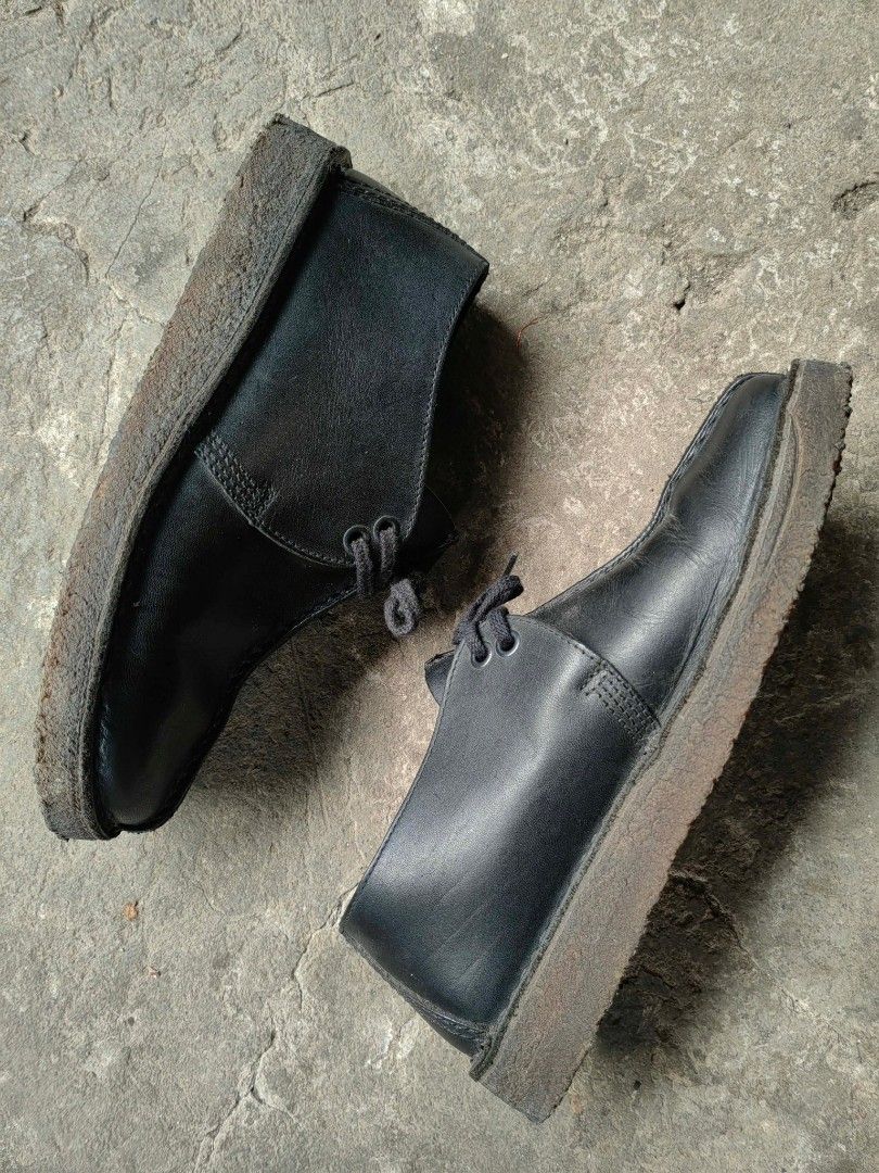 Clarks Dessert Trek (Category: Boots) located in San Jose del Monte. Submitted by _elll (Listing ID 1438647582, Image 2). Description: Clarks Dessert Trek Size: eu 40 – us 7 Issue: replaced na yung isang lace San jose del monte, Bulacan loc 8OO pesos.