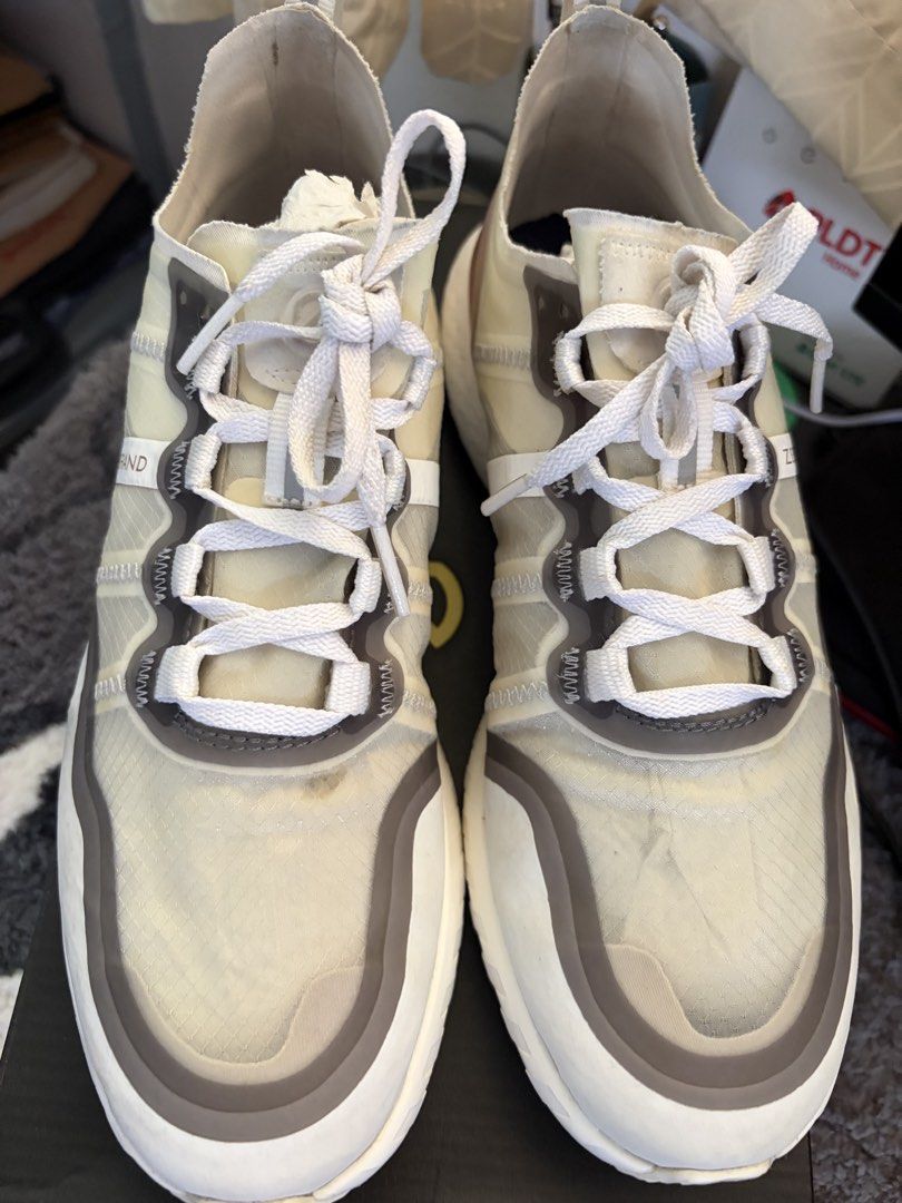 Colehaan Zerogrand outpace runner (Category: Sneakers) located in Rizal. Submitted by katmandulovesmakeup (Listing ID 1438507471, Image 2). Description: Size 7.5 UK 5 / Eur 38 Nice workout shoes Good condition Lightweight .