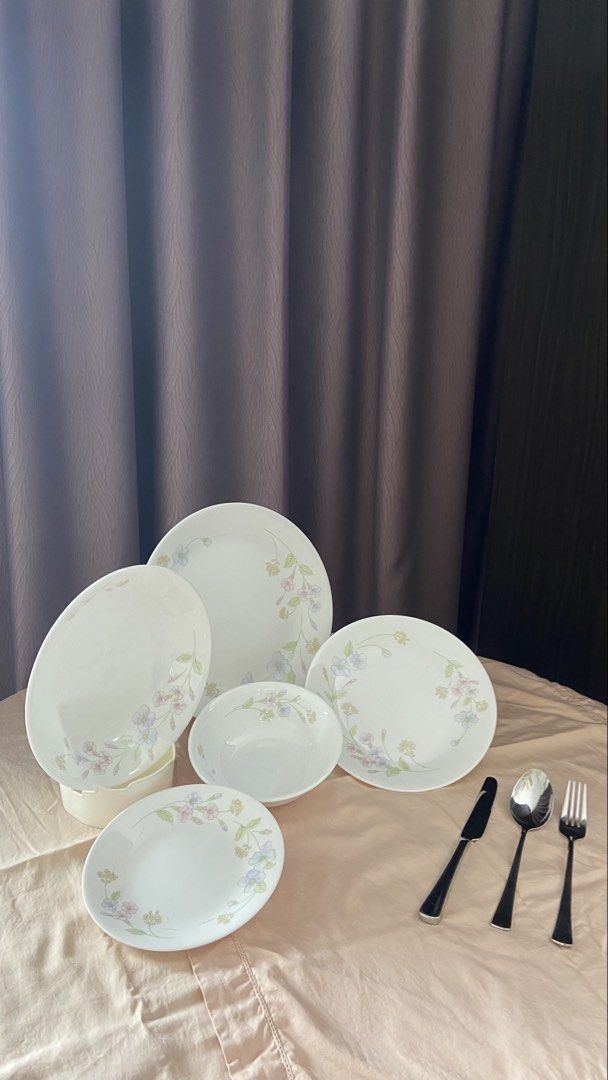 Corelle Spring Blossom Dinnerware Set457321741603328002