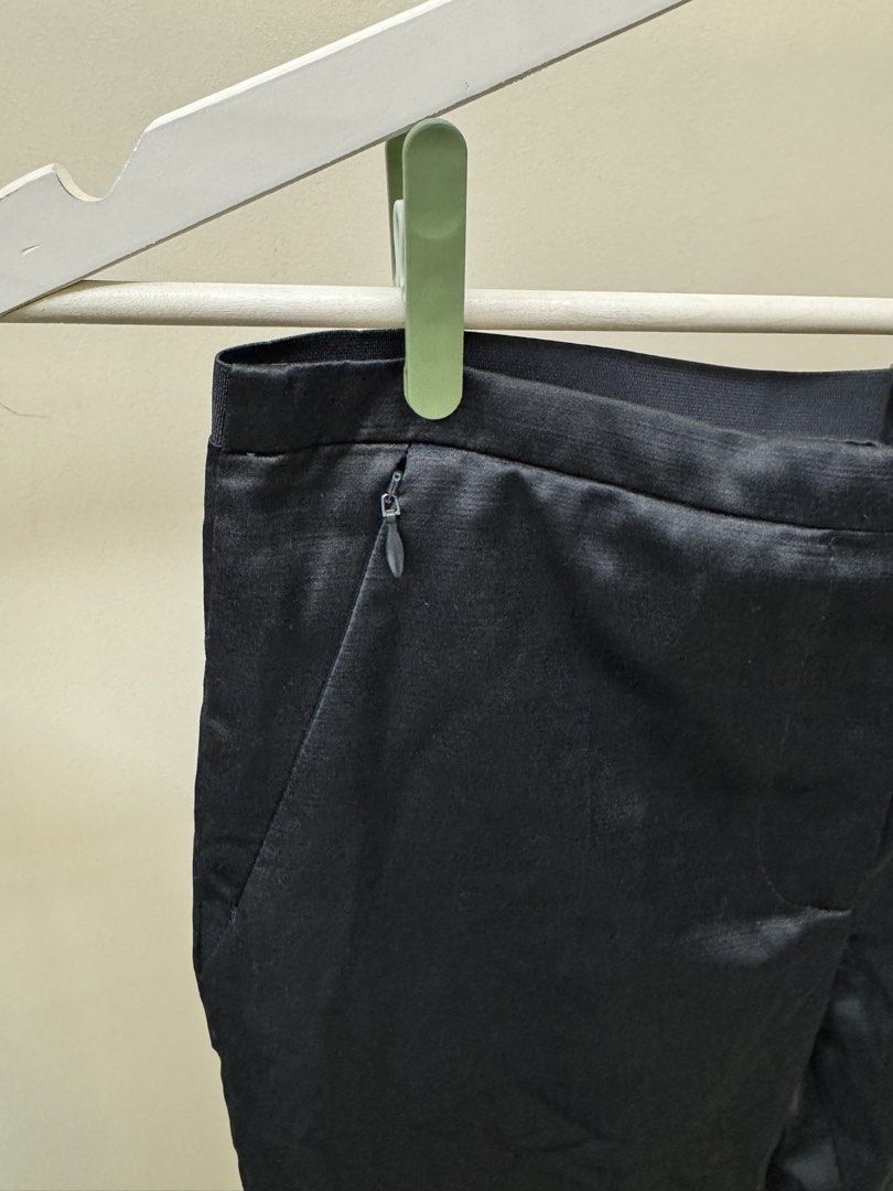 COS Black Satin Trousers (Category: Other Bottoms) located in Paranaque City. Submitted by panmakes (Listing ID 1438635386, Image 2). Description: - COS black trousers - Size: EUR 34 - Features: Satin finish, side pockets, zipper closure - Cut: Straight leg - Fit: Comfortable - Occasion: Casual or formal - Material: Polyester blend.