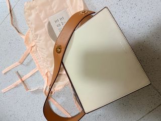 （分類：）位於 。 由 jayley11 提交（商品編號 1438624046，圖片 1）。簡介： 。