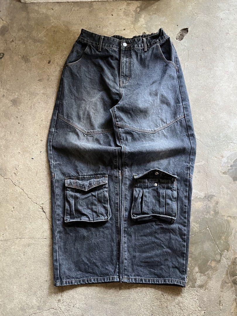 Denim Cargo Baggy Jeans (Category: Jeans) located in Cagayan de Oro. Submitted by jadon2k (Listing ID 1438655531, Image 1). Description: Black Washed Denim Cargo Pants (XTONZ) (L) Waist - 32–36 Length - 44 Thigh - A15 Hem - 10 - Heavyweight Hard denim! - No flaws - Ready to wear - Color rate 10/10 - Excellent condition.