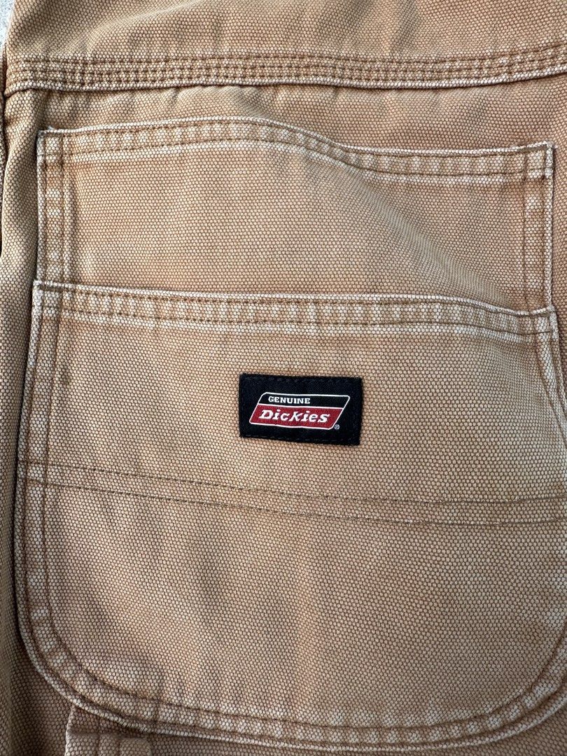 Dickies Vintage Carpenter Pants (Category: Trousers) located in Koronadal. Submitted by hiddencloset_2023 (Listing ID 1438612644, Image 3). Description: L: 43 W: 34 Leg opening: 9.