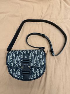 （分類：）位於 。 由 kthky 提交（商品編號 1438618667，圖片 1）。簡介： 。