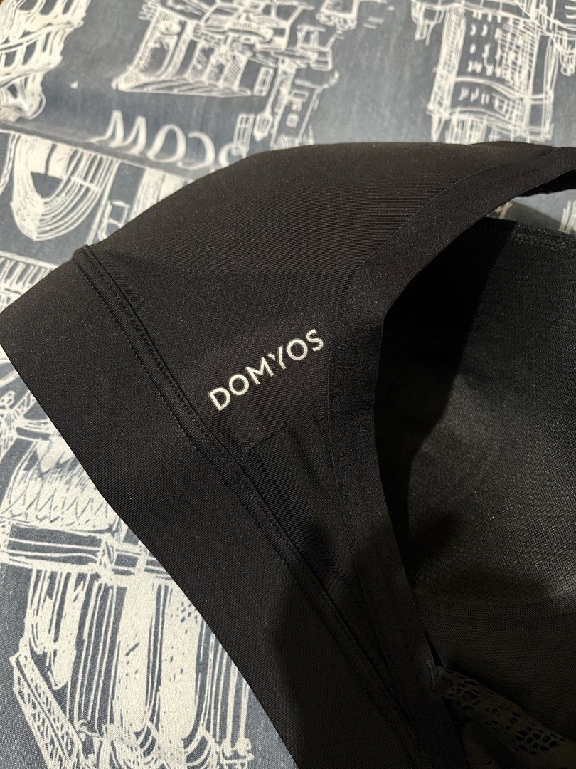 Domyos Sports Bra (Category: Activewear) located in Taguig. Submitted by prelovedaz_ (Listing ID 1438679996, Image 3). Description: Racerback; Lace (front and back) .