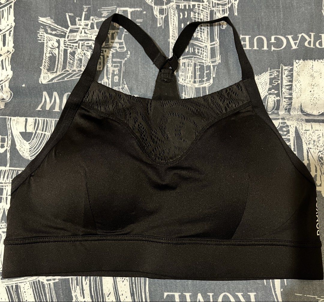 Domyos Sports Bra (Category: Activewear) located in Taguig. Submitted by prelovedaz_ (Listing ID 1438679996, Image 1). Description: Racerback; Lace (front and back) .