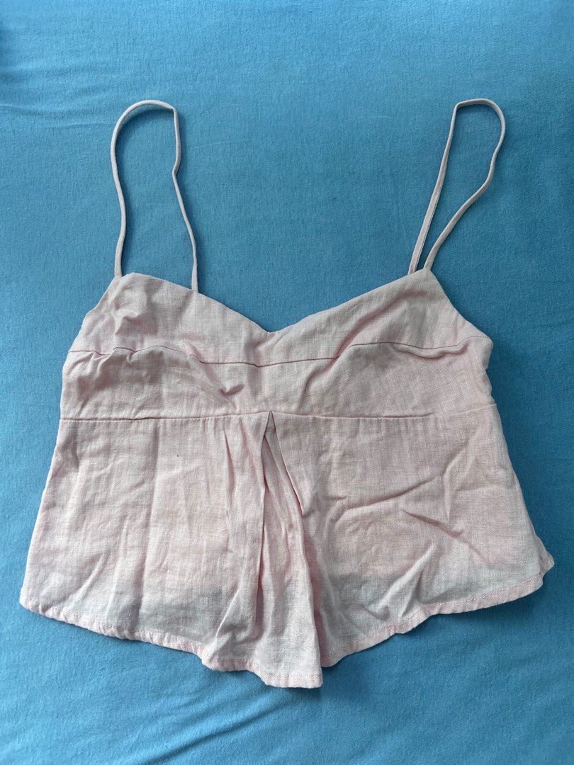 editors market pink linen top (Category: Sleeveless) located in Quezon City. Submitted by thetorturedpoetsdepartment (Listing ID 1438586047, Image 2). Description: fits xs.