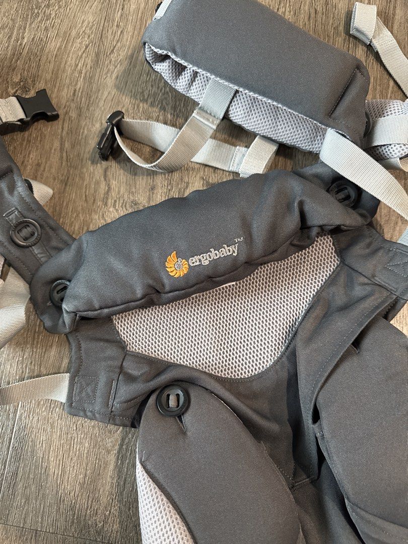 Ergobaby Baby Carrier 360 Cool air- Grey, Babies & Kids, Going Out, Carriers  & Slings on Carousell