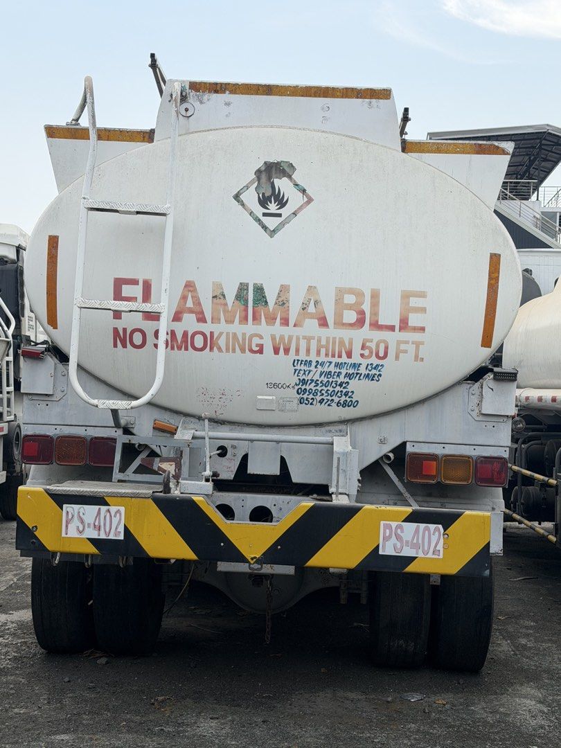 Fuso Super Great Tank Truck (Category: Heavy Vehicles) located in Manila. Submitted by marvchinggg (Listing ID 1438533702, Image 3). Description: Selling 3 units for 1,600,000 only. As is where is. 2 units Fuso 16kl 6D24 engine 1 unit Isuzu 16kl 10PD1 engine All units for 1,600,000 only. Message me 09179647399 Units are all in Bauan, Batangas.
