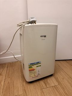 （分類：）位於 。 由 chloe.pyy 提交（商品編號 1438628068，圖片 1）。簡介： 。
