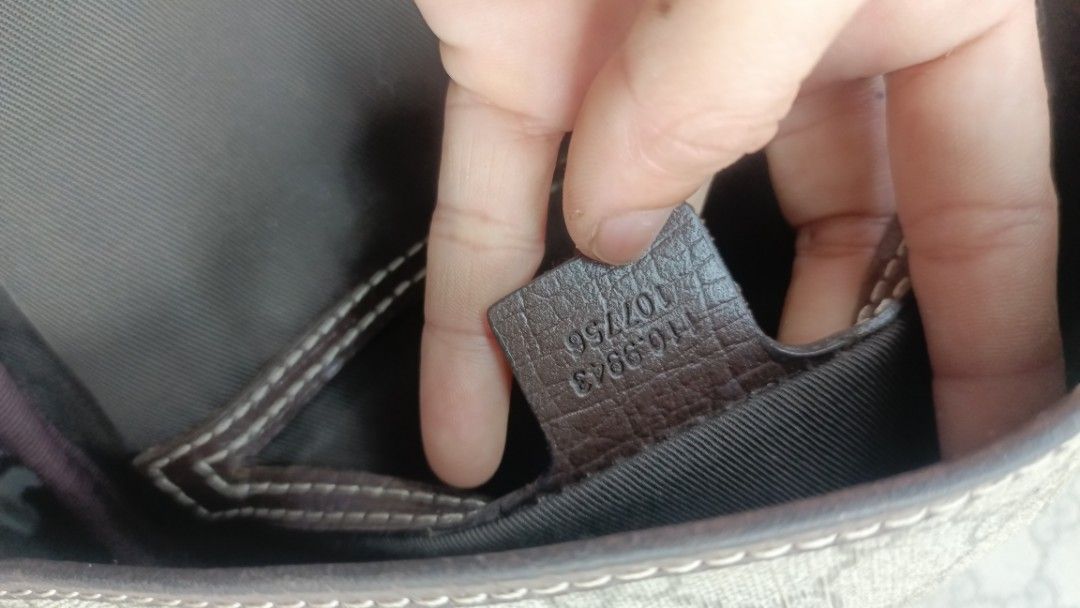 Gucci GG Supreme Messenger Bag (Category: Luxury Bags & Wallets) located in Kidapawan. Submitted by rawvibe-93 (Listing ID 1438569852, Image 3). Description: - Authentic Gucci messenger bag - Iconic GG Supreme canvas - Brown leather strap and trim - Interior tag with Gucci logo and 'Made in Italy' - Serial number: 110943 107750 - Flap closure - Brown shoulder strap.