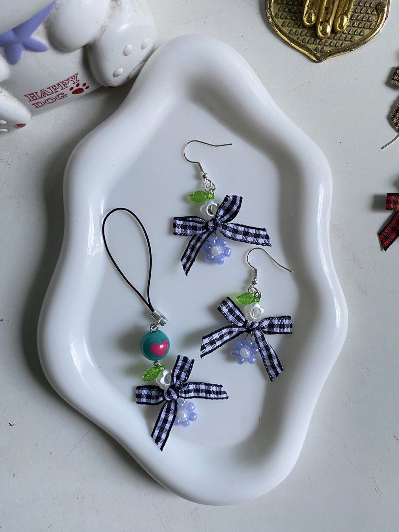 Handmade Phone charms with matching earrings (Category: Necklaces) located in Lapu Lapu. Submitted by ayith_journals (Listing ID 1438597023, Image 3). Description: Handmade phone charms (with name) and earrings for you! 4 available designs to choose from! If bought in pairs (charms && earrings) ₱100. If bought separately: ₱50 (personalized with name) ₱70 (earrings).
