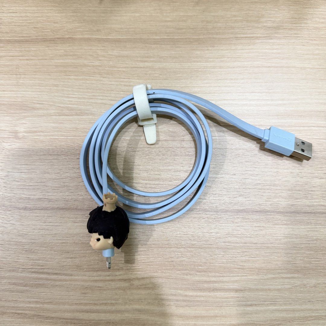 Hirono Popmart Cord charger (Category: Chargers) located in Antipolo. Submitted by designwithclouds (Listing ID 1438589152, Image 1). Description: Like new.