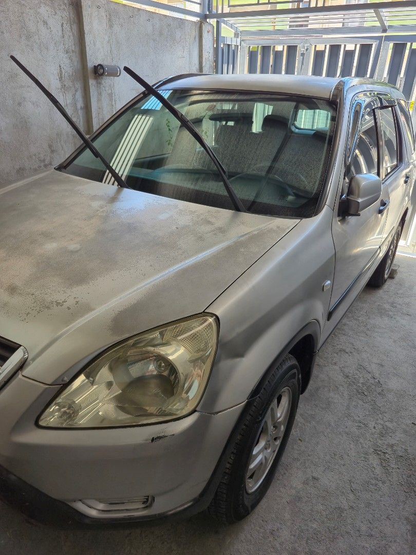 Honda CR-V 2.0 i-VTEC (A) (Category: Used Cars) located in Cavite. Submitted by honda0223 (Listing ID 1438517260, Image 2). Description: 2002 Honda CRV 2.0 (2nd Gen) Very good and Very reliable engine NO ISSUES with engine Authentic Honda power steering fluid use Authentic Honda engine oil 10w30 use All windows are working All lights are working All gauges are working Automatic radiator fan (NOT REKTA) Very cold aircon Thick ARIVO tires Orion hea