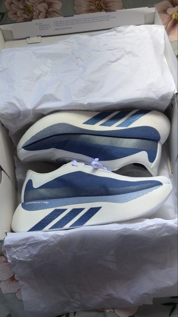 Hyperboost Edge (Category: Casual shoes) located in Klebang Besar. Submitted by nazrie1996 (Listing ID 1438692454, Image 1). Description: NIB 8UK RM650 Cust depo, tp xjadi amik 010 408 1996.