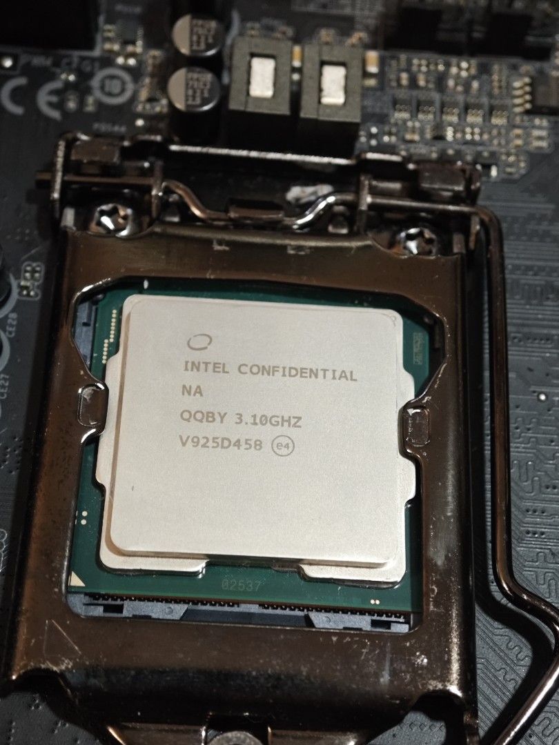 i9 9900 (ES) Combo457728818938521600